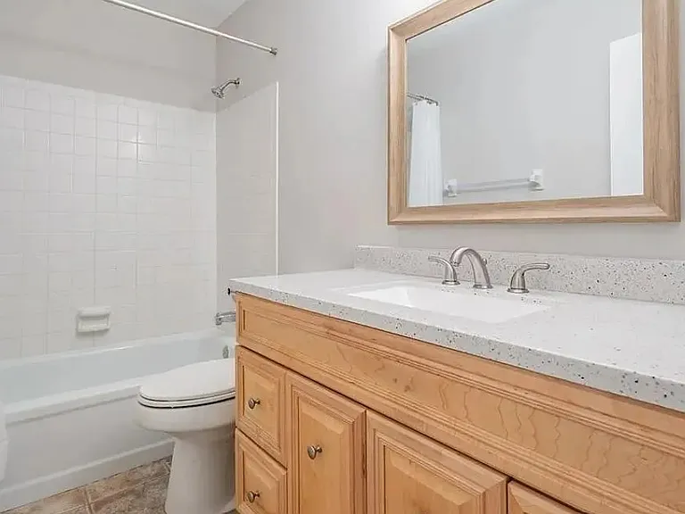 1717 Belleair Forest Dr #A — Photo 11