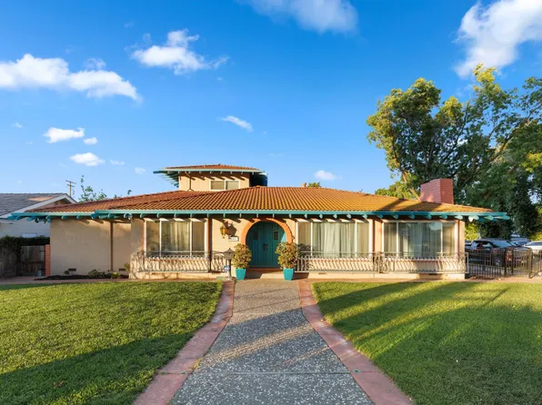 201 N 7th St, Patterson, CA 95363