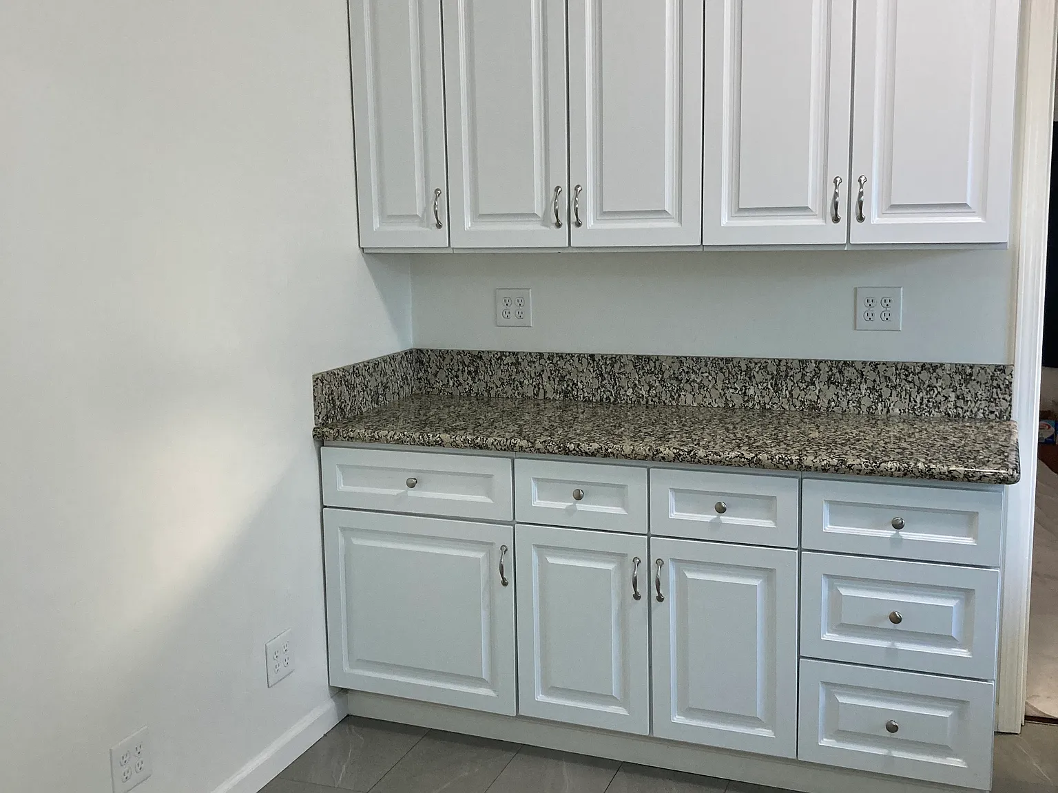 3 bed, 800 sqft, $2,900 — Photo 4