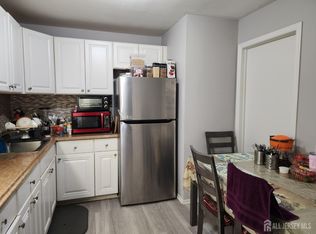 263 College Dr, Edison, NJ 08817