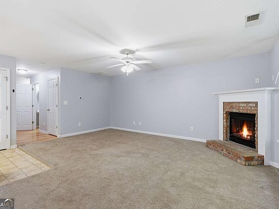 3rd image of 111 Princeton Ave