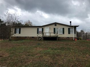 1214 Carson Watts Rd, King, NC 27021