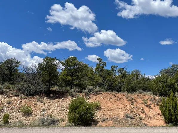 131 Paa Ko Dr, Sandia Park, NM 87047