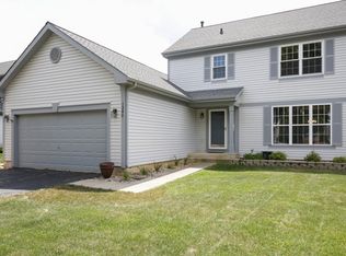 1240 Spring Creek Rd, Elgin, IL 60120