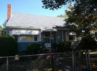 9 Dow Rd, West Roxbury, MA 02132