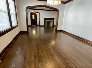 6152 Rockhill Rd, Kansas City, MO 64110