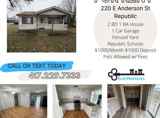 220 E Anderson St, Republic, MO 65738