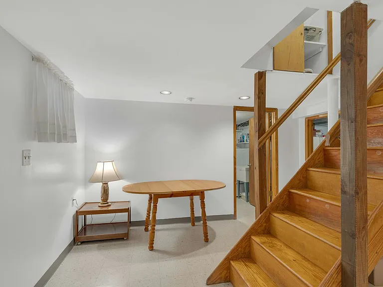 24 Cambridge Rd — Photo 13