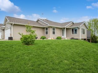 2463 49th Street Ct, Marion, IA 52302