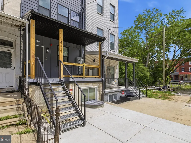 4021 Brown St #3 — Photo 19