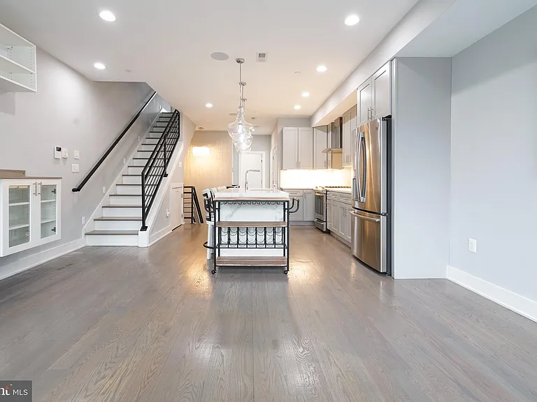 1632 K St NE #PENTHOUSE — Photo 37