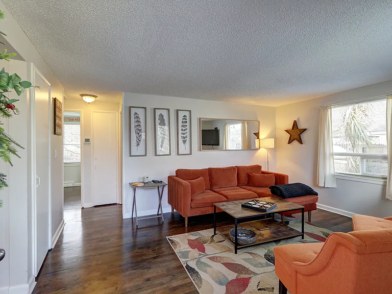 3047 63rd Ave SW #A — Photo 2