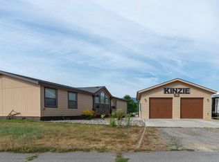 329 E Lynch St, Plains, MT 59859