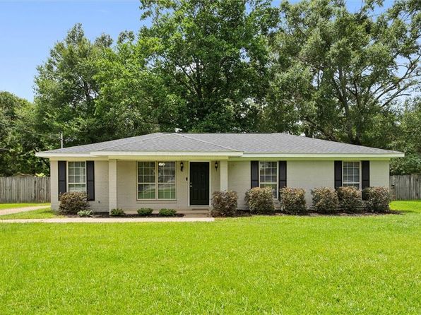 5024 Santos Dr E