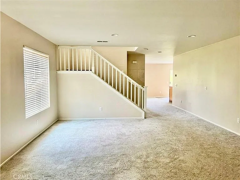 32040 Poppy Way — Photo 3