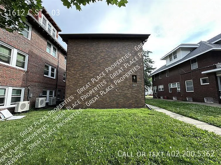 1612 C St #3 — Photo 8