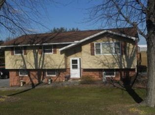 687 Prospect Rd, Manheim, PA 17545