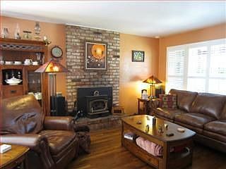 2nd image of 1096 Anza Dr