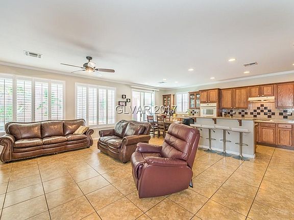 4th image of 9731 Mount Del Mar St