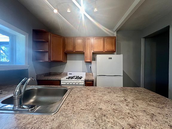 4th image of 1509 N Franklin St APT 2