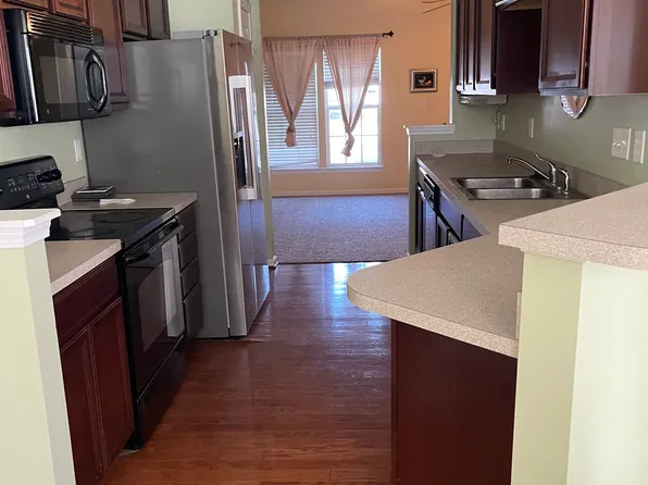 4719 Forestridge Commons Dr, Charlotte, NC 28269
