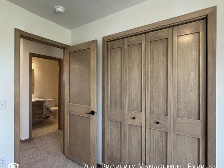 9006 W Jerald Pl — Photo 18