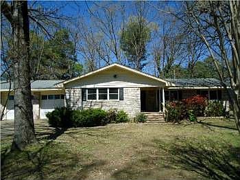 1st image of 1119 Woodland Dr