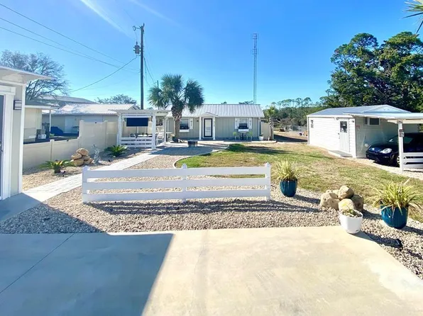 428 SW 911th St, Steinhatchee, FL 32359