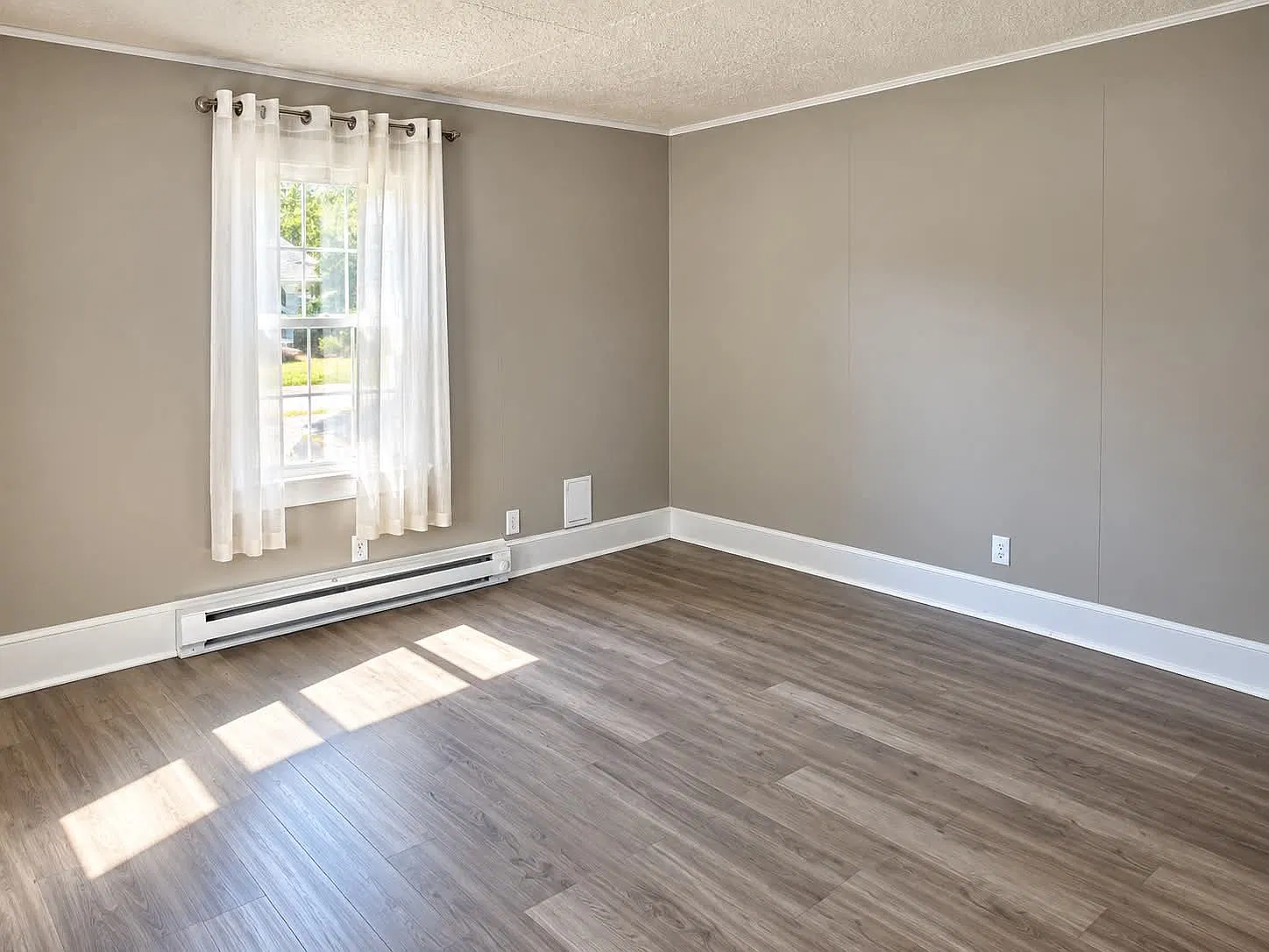 425 Truitt Street - 1 — Photo 3