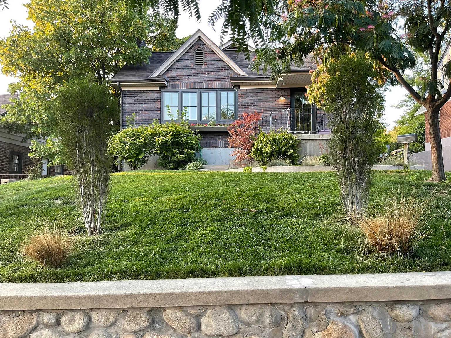 1561 E Bryan Ave — Photo 1