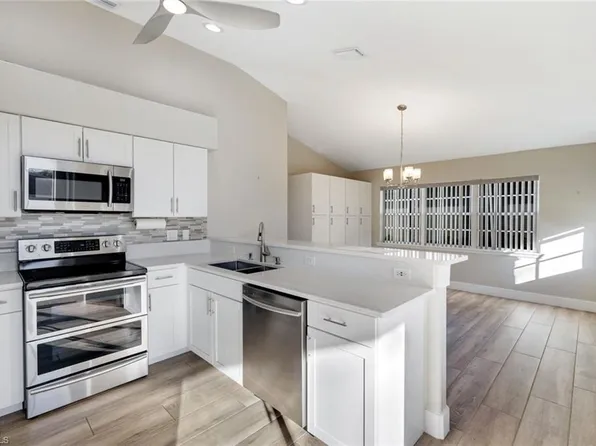 1170 Silverstrand DR, NAPLES, FL 34110