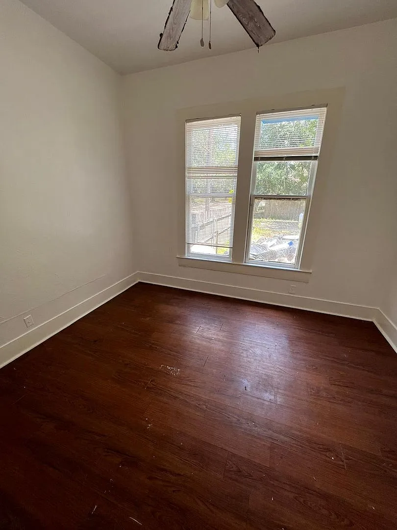 4125 Highland Ave — Photo 2