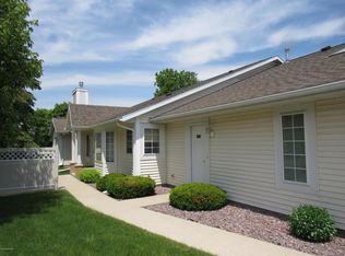 1889 Waterford Pl SW, Rochester, MN 55902