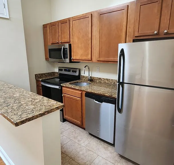 1809 Belmont Rd NW — Photo 11