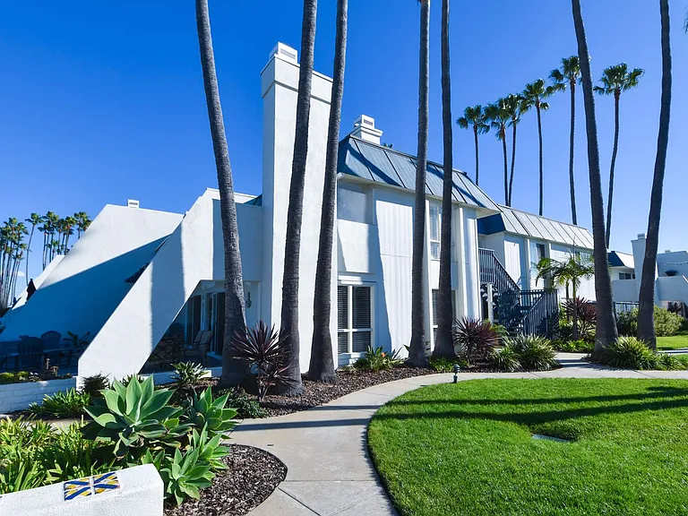 63 Antigua Court — Photo 20
