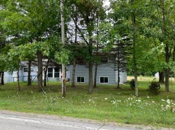 3rd image of 1627 W Linwood Rd