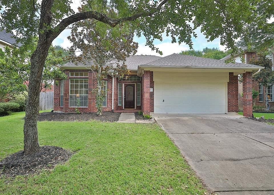 1st image of 807 Fairpark Ln