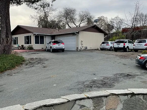 4334 Cowell Rd, Concord, CA 94518