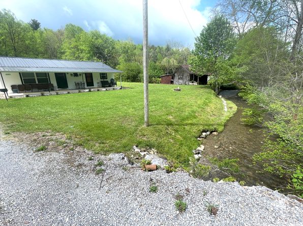 3501 Grassy Fork Rd, Hartford, TN 37753