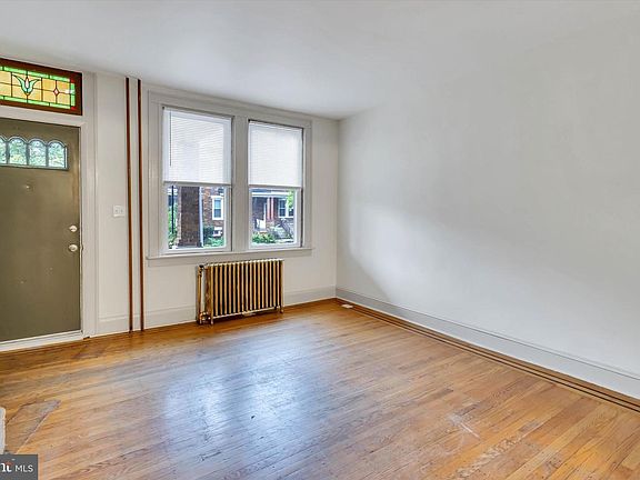 5th image of 2836 Mayfield Ave