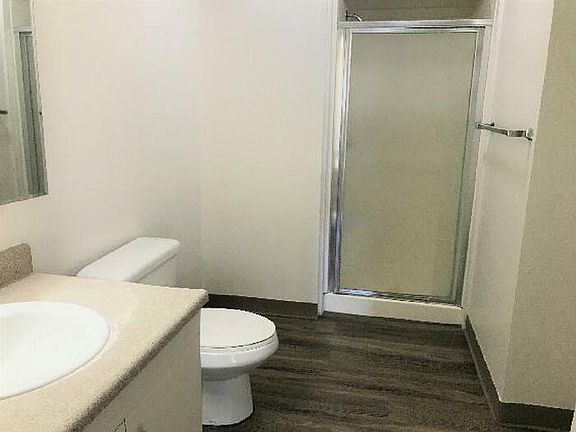 5th image of 2464 Prince Edward St APT 610