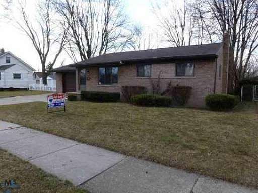 3rd image of 23600 Joy St