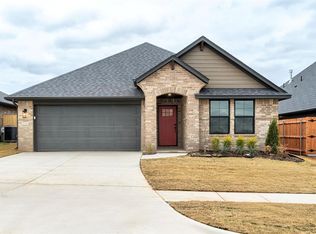 1024 Harmony Dr, Edmond, OK 73034