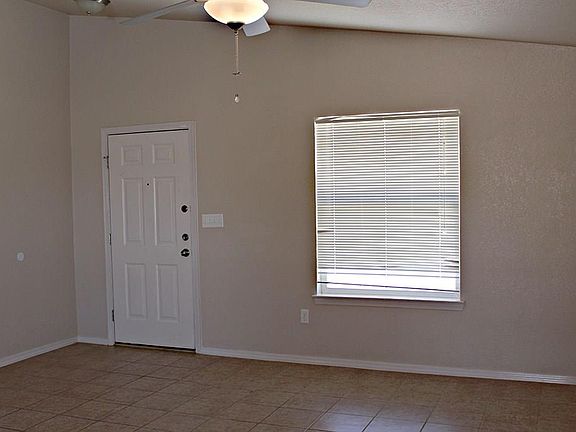 3rd image of 10576 Canyon Sage Dr