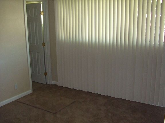 5th image of 675 Priddy Dr