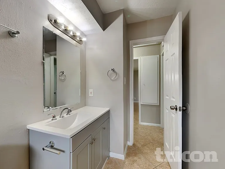 4322 High Point Ln — Photo 15