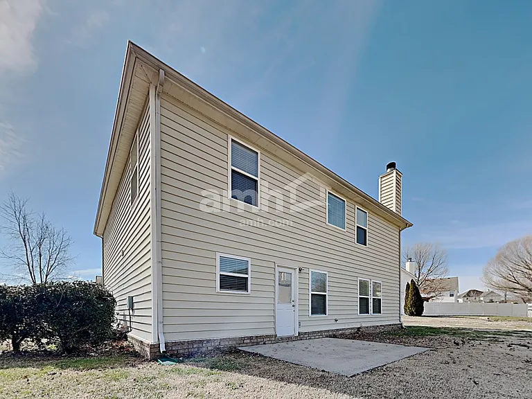 1316 Roxbury Ct — Photo 20