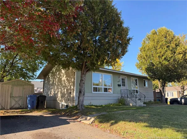 1515 Alexander Dr, Bathurst, NB E2A 3R3