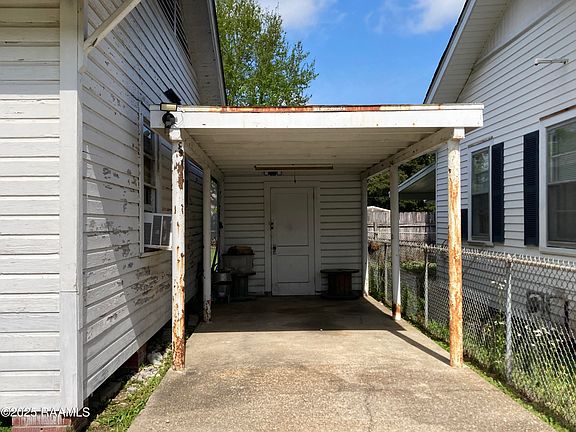 4th image of 513 Everette St