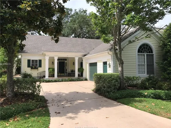13 Crosstree Dr, Hilton Head Island, SC 29926